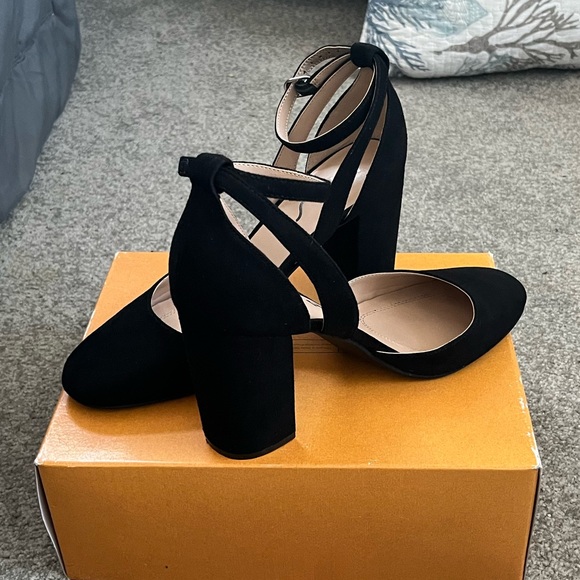 Black Block Heels - Picture 1 of 5